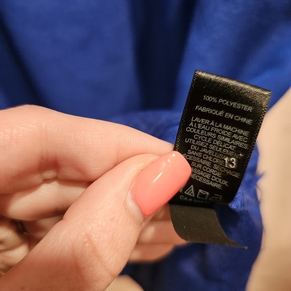 EXPRESS top | cold shoulder - Picture 5 of 6